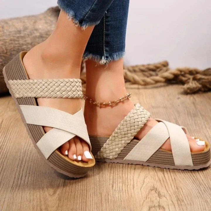 Averie™ - Crossover Platform Sandals